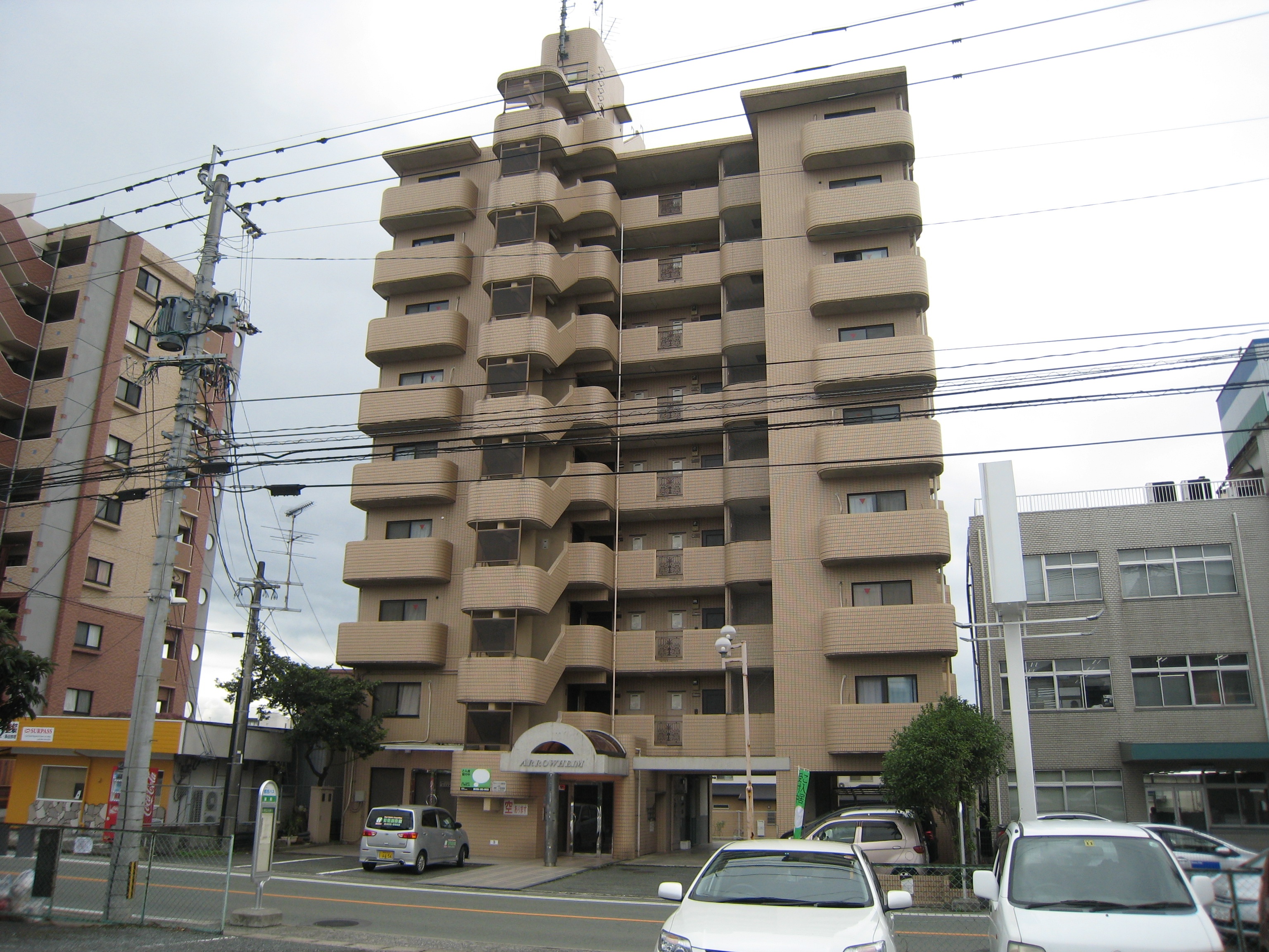 ファミリータイプ3LDK×16戸+事務所☆RC１棟マンション